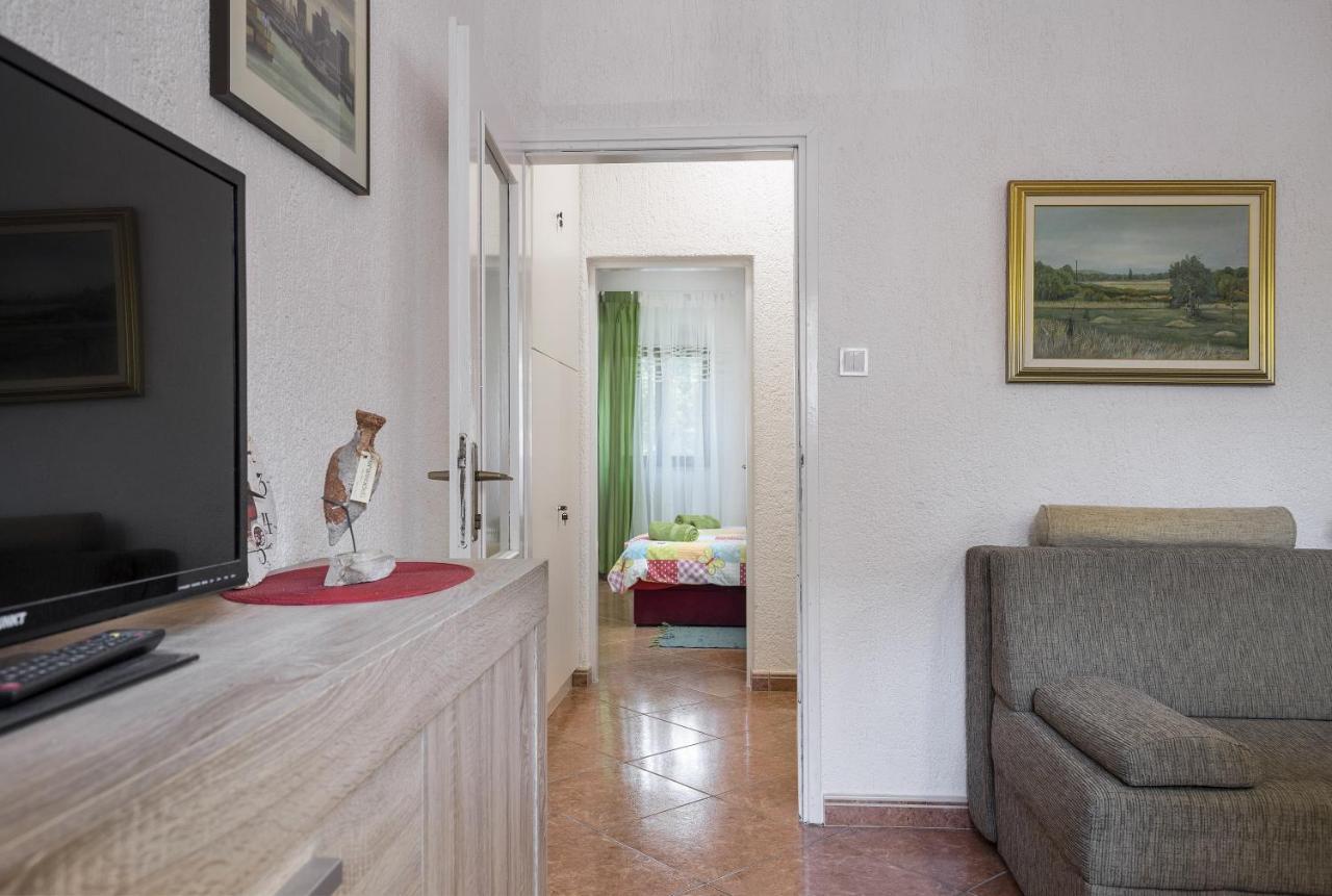 Karmelo Appartment Davorka Rovinj Exteriör bild